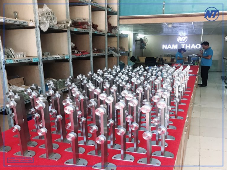 trụ inox 304 giá rẻ