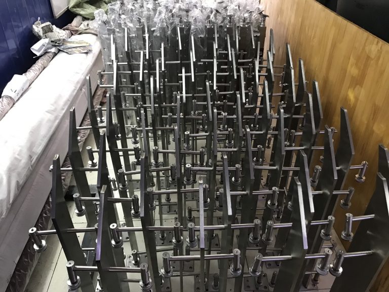 TRỤ INOX 304