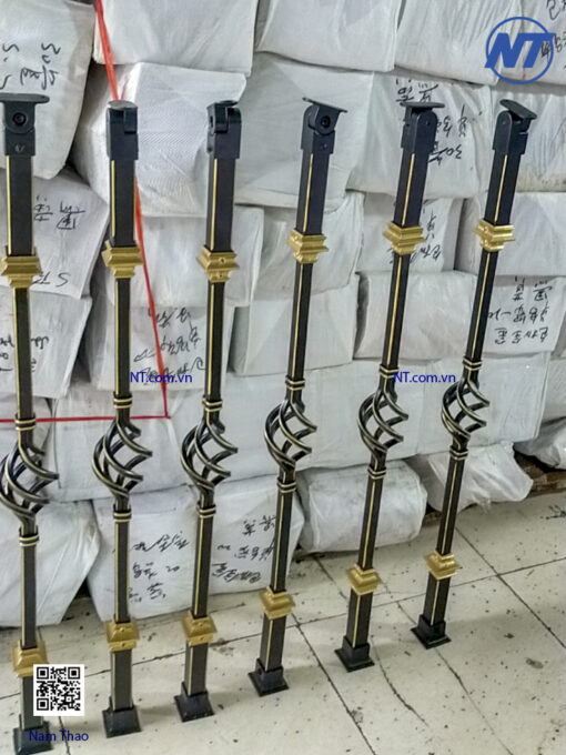 Trụ cầu thang Sắt Nhập Khẩu Cao cấp NTS03