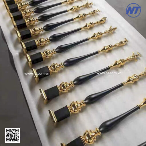trụ nhôm đúc nhập khẩu