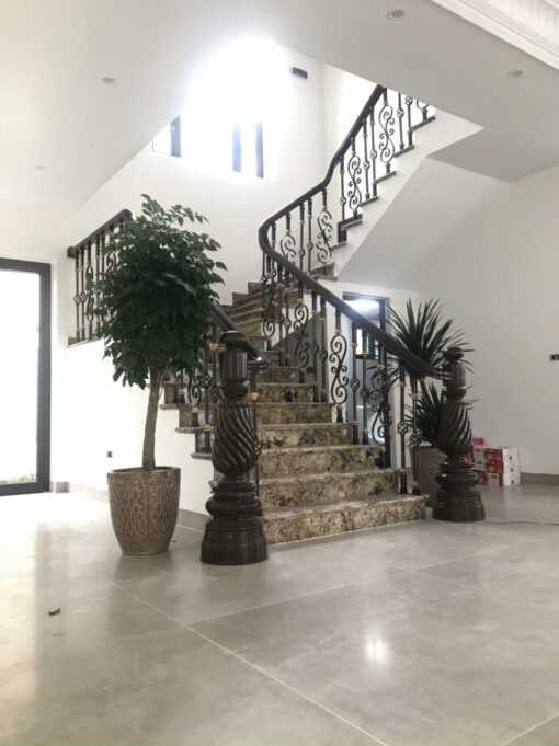 cầu thang sắt nghệ thuật đẹp