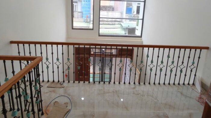 Cầu thang sử dụng con tiện sắt nhập khẩu S01S02